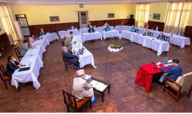 लामो दुरीको यातायात र आन्तरिक हवाई उडान भदौ मसान्तसम्म बन्द