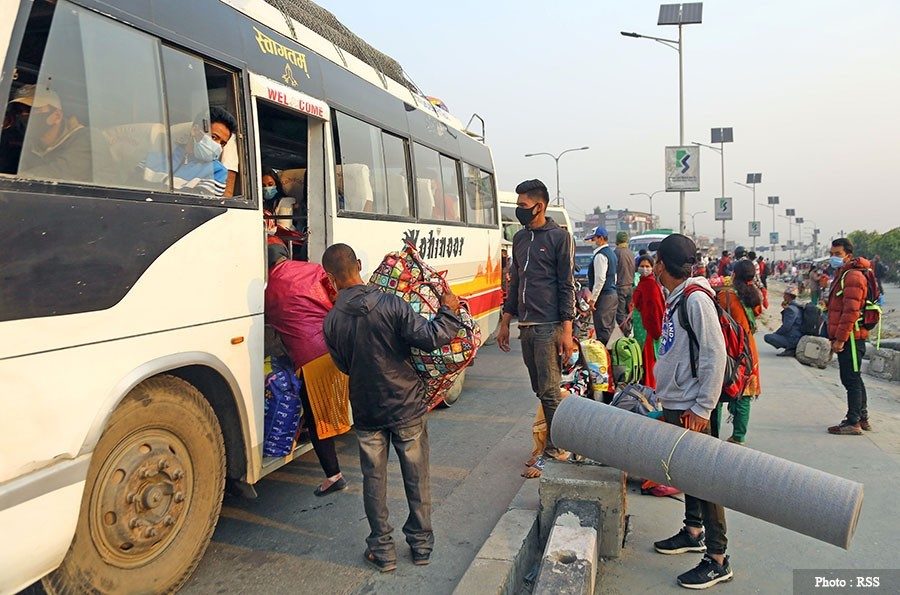 काठमाडौं उपत्यकाबाट घर फर्किनेहरु बढे