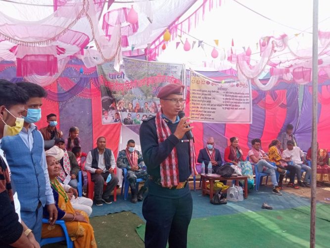 जनचेतनामूलक कार्यक्रममा अग्रसर हुँदै बझाङ प्रहरी