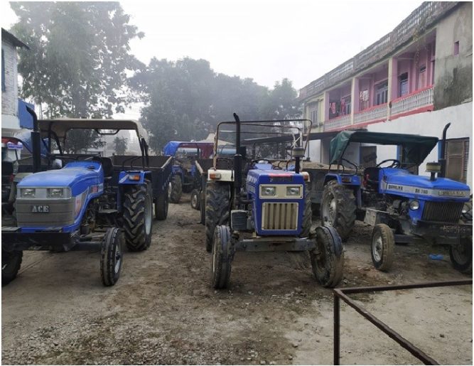 नदीजन्य पदार्थ उद्खनन गर्ने १८ वटा ट्याक्टर प्रहरी नियन्त्रणमा