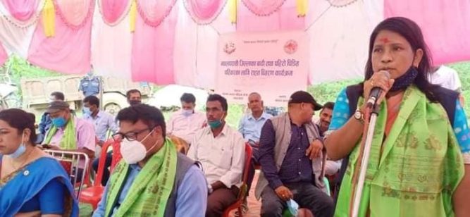 दुई गाँउपालिकाका २६५ घरपरिवारलाई त्रिपाल र टेण्ट बितरण गरिने