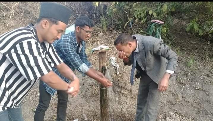 लठ्ठीकाे भरमा खानेपानीको गुजरा ,